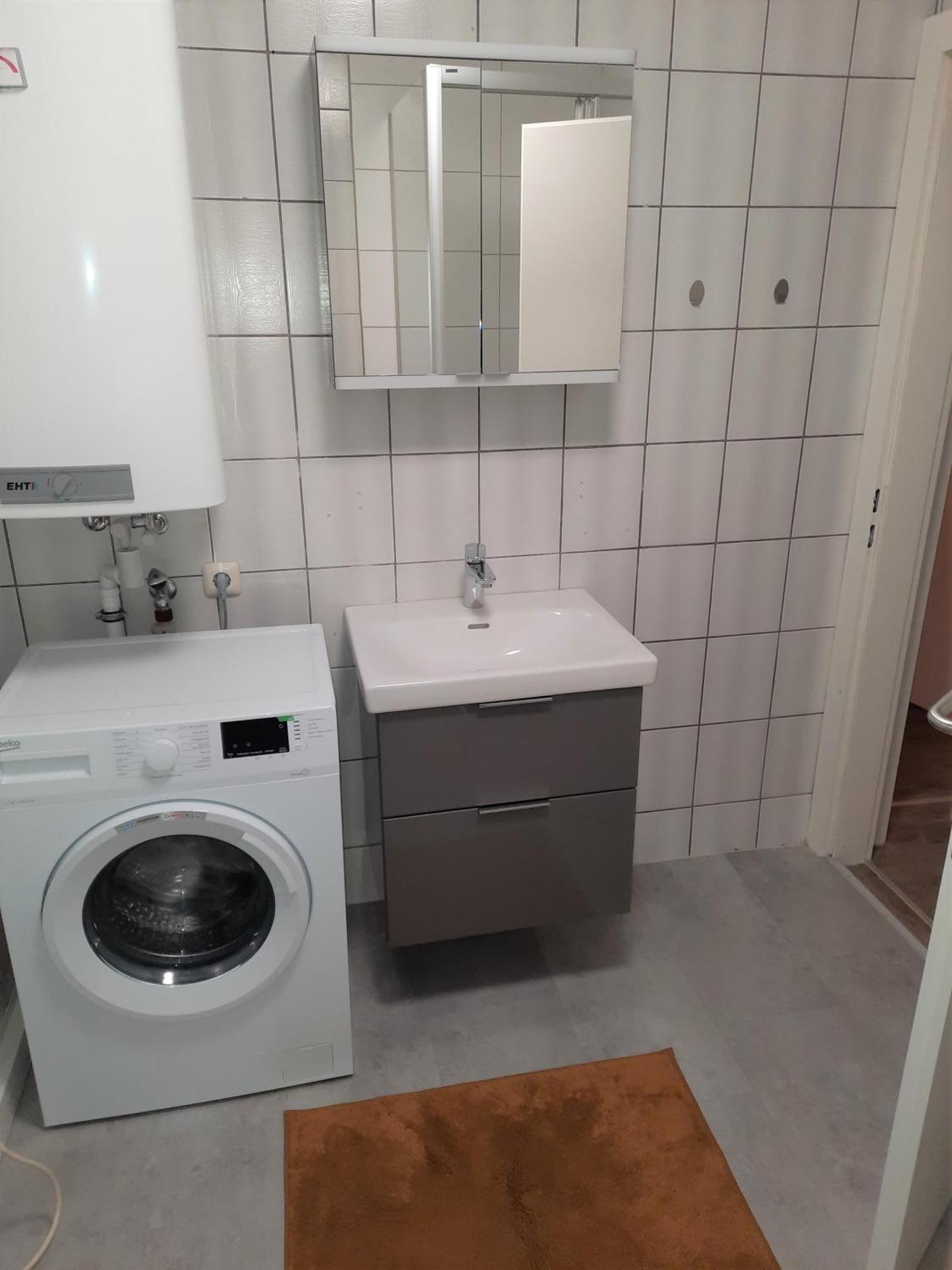 Ferienwohnung Im Zentrum Mit Balkon Und Parkplatz Gmunden Esterno foto