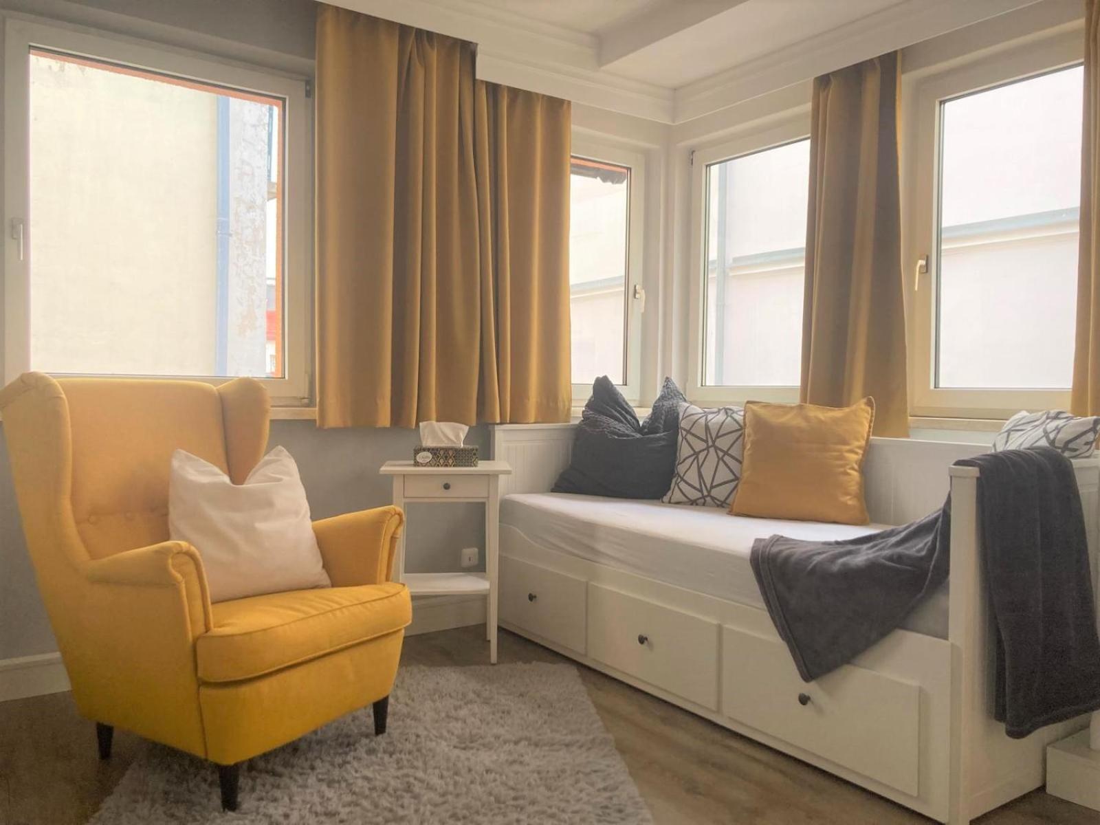 Ferienwohnung Im Zentrum Mit Balkon Und Parkplatz Gmunden Esterno foto