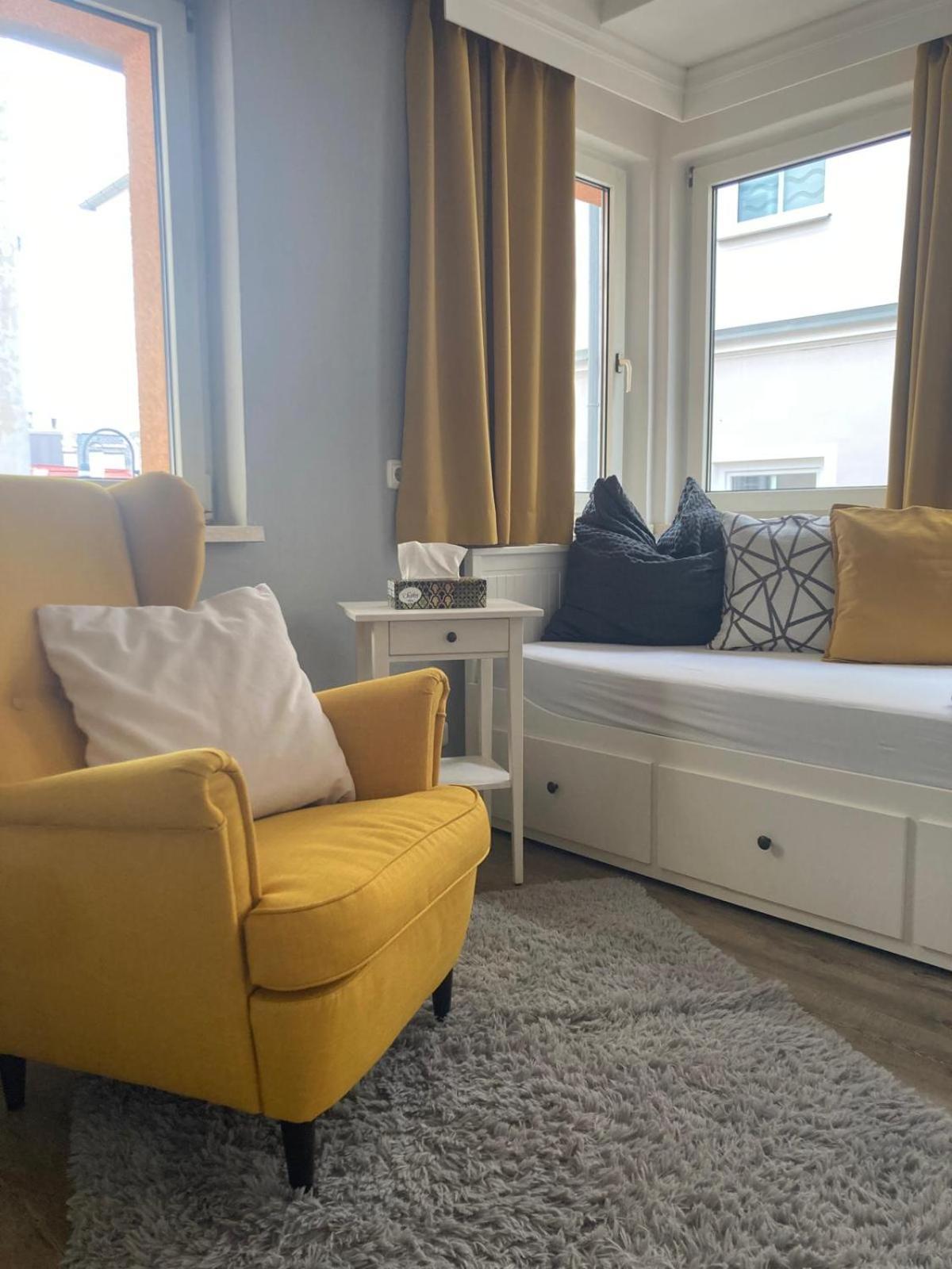 Ferienwohnung Im Zentrum Mit Balkon Und Parkplatz Gmunden Esterno foto